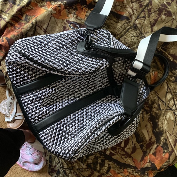 Bag - Picture 2 of 3